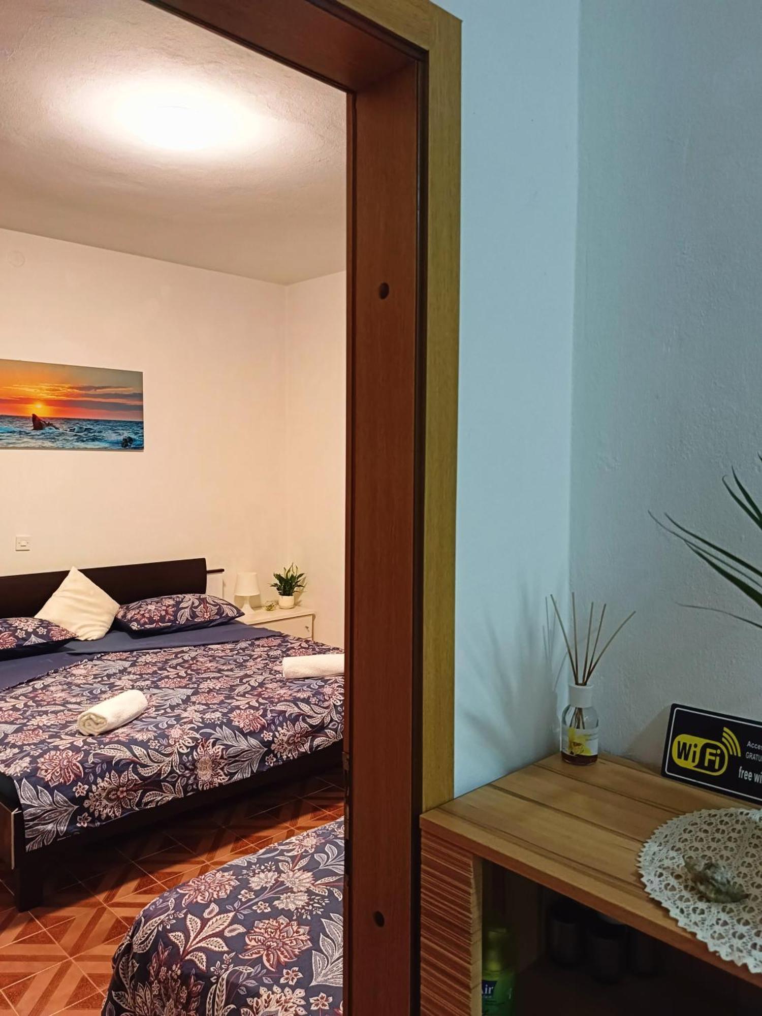 Apartments Villa Laura プーラ エクステリア 写真